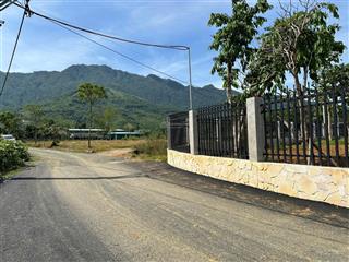 Bán đất nghỉ dưỡng 3 mặt tiền tại tiến xuân thạch thất hà nội