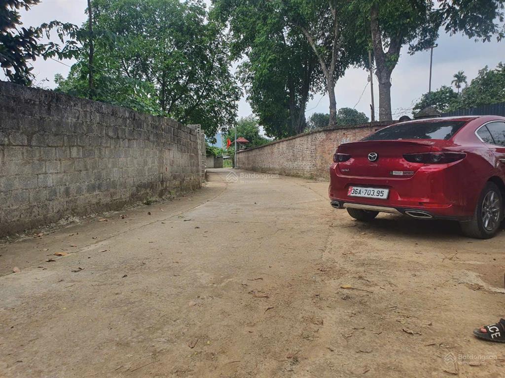 Bán 2671m2 trong đất sẵn ao phù hợp nghỉ dưỡng tại nhuận trạch, lương sơn, hòa bình