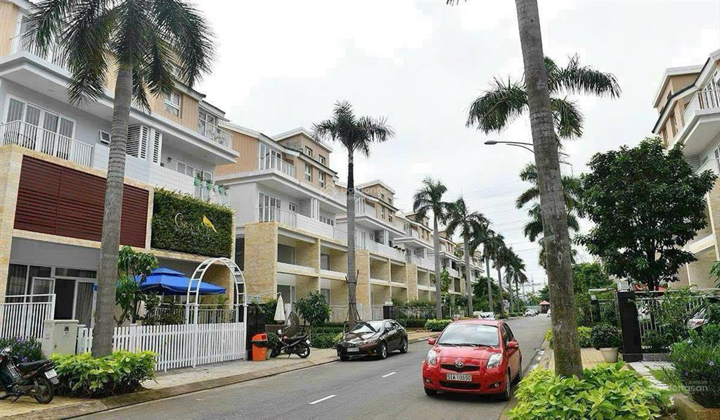Cho thuê biệt thự dragon parc (dt 8 x 21 m²) full nội thất 5pn giá 23 tr/th.  0938 399 ***