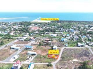 Bán gấp 131 m2 (6.5x20), vị trí siêu đẹp  full thổ cư. 500m ra bãi tắm lộc an, 400m ra chợ