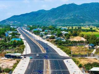 Cần bán gấp lô đất biệt thự siêu víp 300m2, ngang 14m, 150m2 thổ cư cách biển chỉ 800m, duy nhất