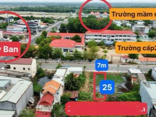 Siêu vị trí duy nhất 1 lô đối diện cấp 2, kinh doanh, buôn bán  nghỉ dưỡng  giá siêu rẻ 2.650 tỷ