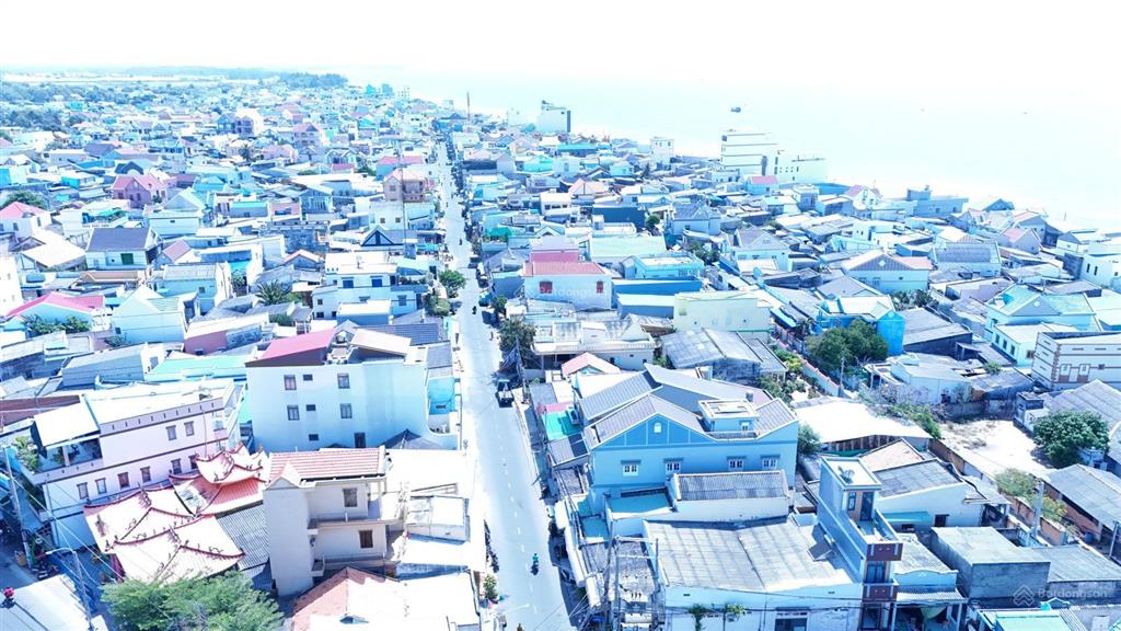 Vị trí siêu đẹp 84m2 (6x14) 50m ra khu qh khuôn viên 1hecta đối diện bella 500m ra quảng trường chợ