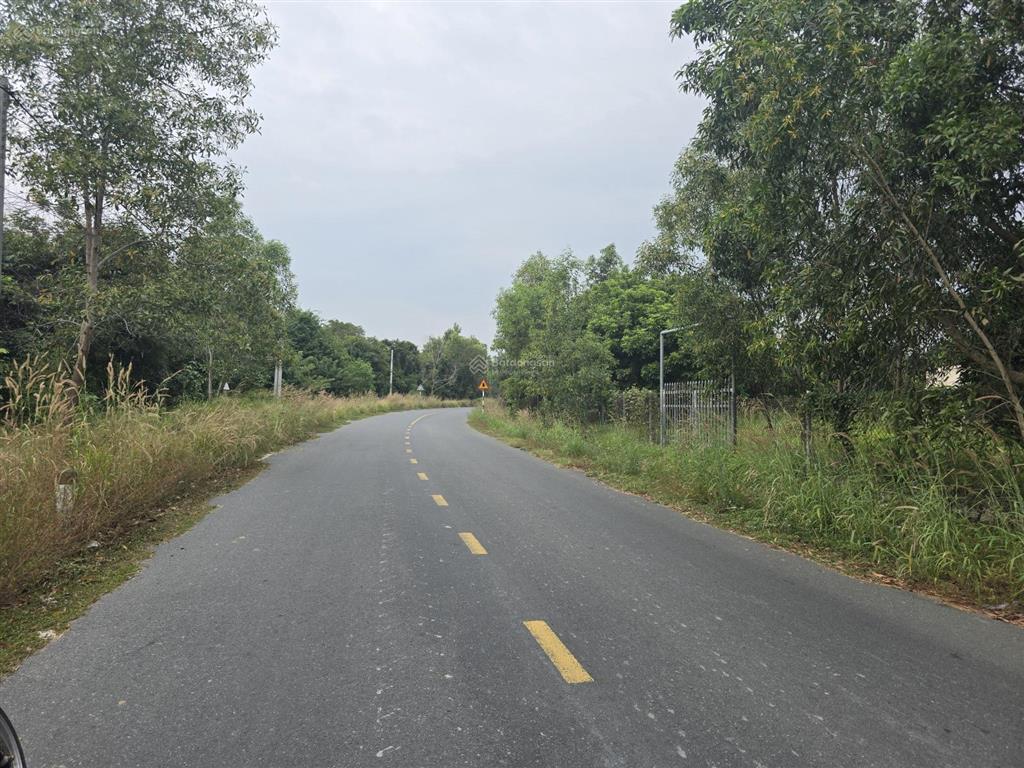 Siêu phẩm nghỉ dưỡng, ngay chân núi minh đạm, cách biển 2km, view trọn núi, duy nhất 1 lô