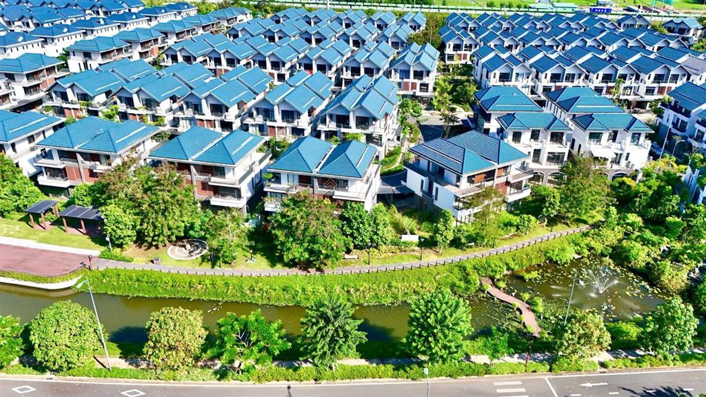 Bán btsl trục 16m tại khu đô thị id junction, thị trấn long thành, 7,4 tỷ, 105m2 giá tốt nhất khu