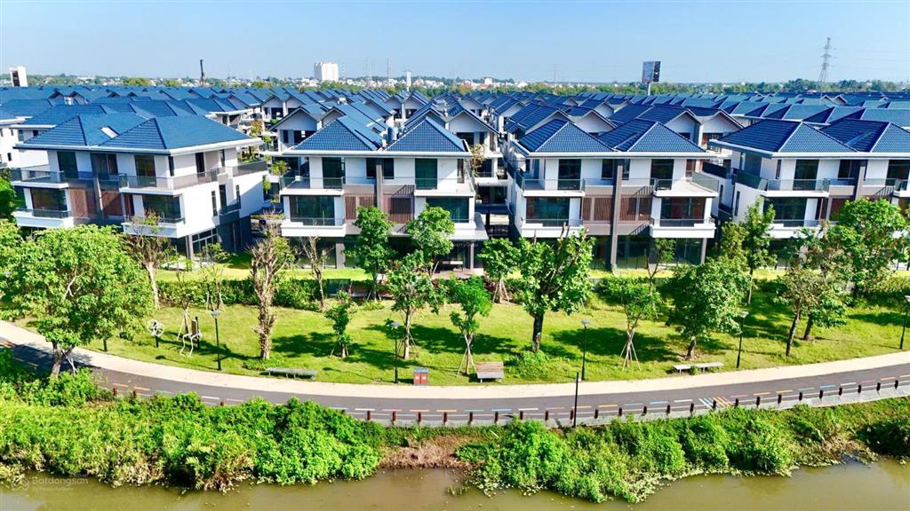 Bán btsl trục 16m tại khu đô thị id junction, thị trấn long thành, 7,4 tỷ, 105m2 giá tốt nhất khu