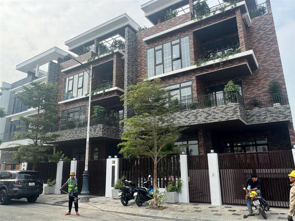 Bán lô nhà phố 12x18m (216m2) giá 64.8 tỷ khu compound sg mystery villas  0948 888 ***