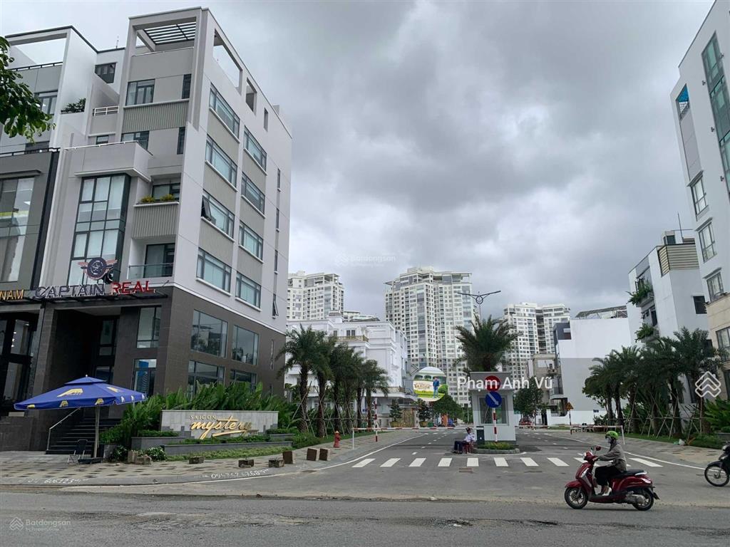 Cho thuê văn phòng 7x20m, dtsd 417m2, hầm trệt 3 lầu giá 65tr/tháng đảo kim cương.  0948 888 ***