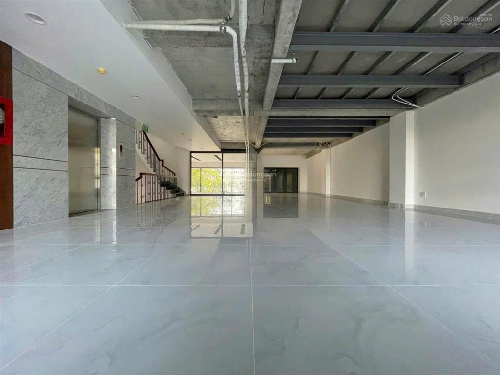 Cho vp 7 tầng 1tỷ/tháng dt 30x24m dtsd 4.200m2 view sông sg quận 2  0948 888 ***