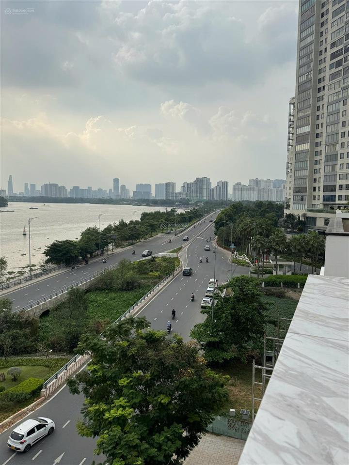 Cho vp 7 tầng 1tỷ/tháng dt 30x24m dtsd 4.200m2 view sông sg quận 2  0948 888 ***