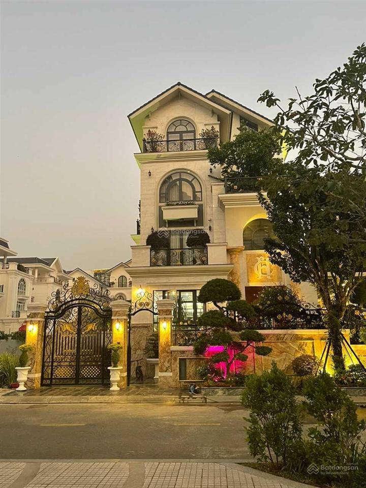 Cho thuê biệt thự 336m2, dtsd 840m2 full nội thất 120tr/tháng bình trưng  quận 2  0948 888 ***