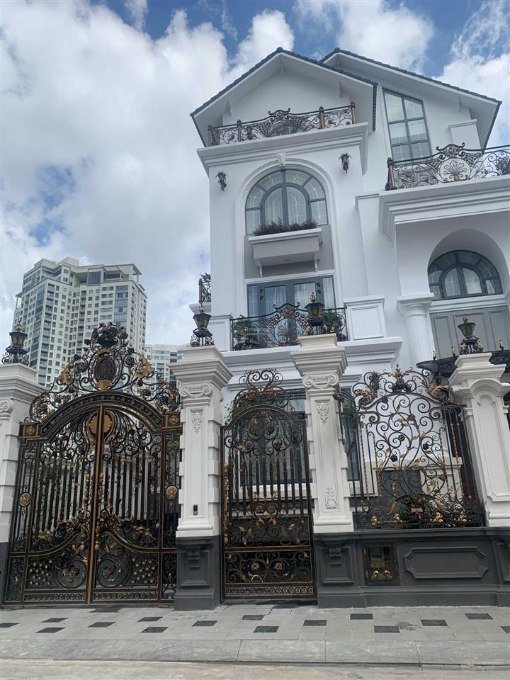 Cho thuê biệt thự 336m2, dtsd 840m2 full nội thất 120tr/tháng bình trưng  quận 2  0948 888 ***