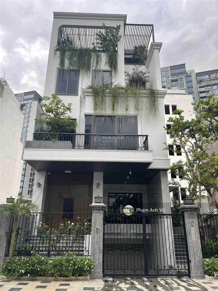 Cho thuê nhà phố 100tr/tháng 10x18m quận 2  588m2 sàn, hầm, 1 trệt 3 lầu/5pn  0948 888 ***