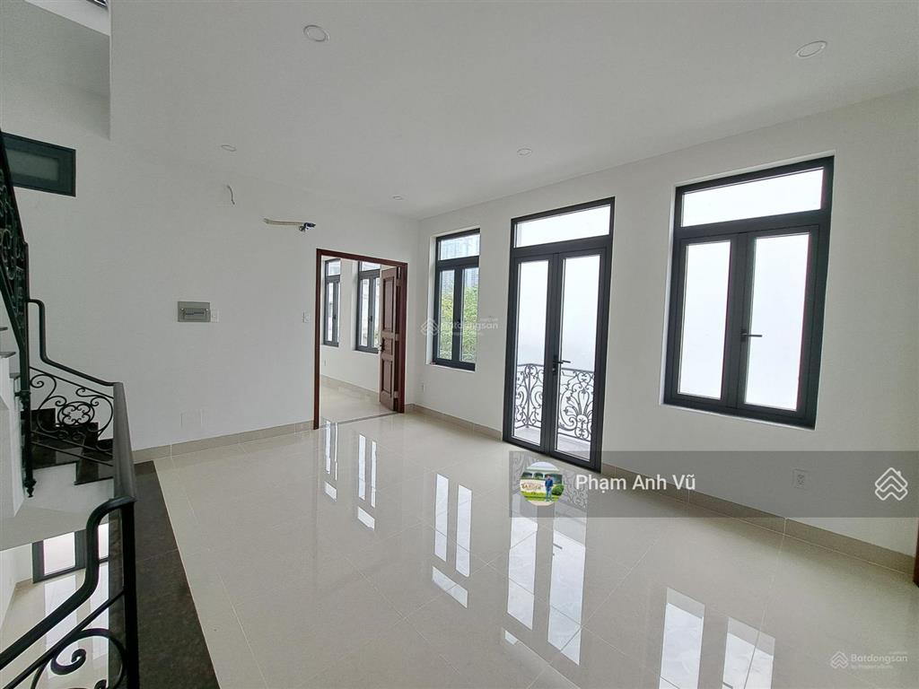 Cho thuê văn phòng quận 2 dt 5x20m/dtsd 343m2 giá 60tr/tháng bao thuế sg mystery  0948 888 ***
