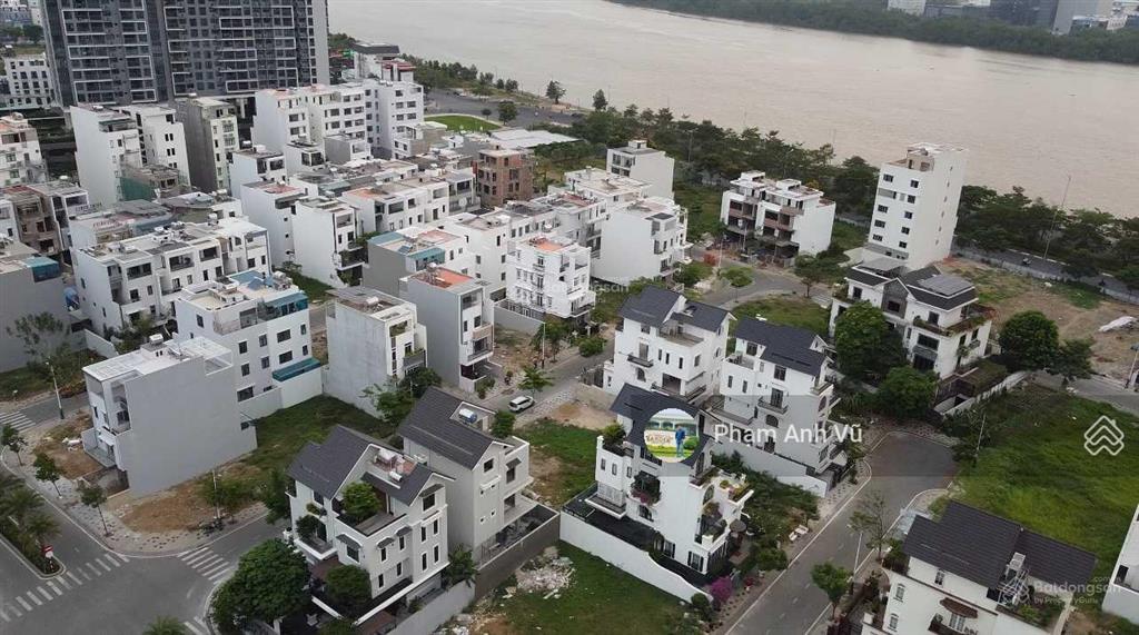Bán lô biệt thự 407.5m2 giá 360tr/m2 góc 2mt, hướng đông nam, sài gòn mystery q2  0948 888 ***