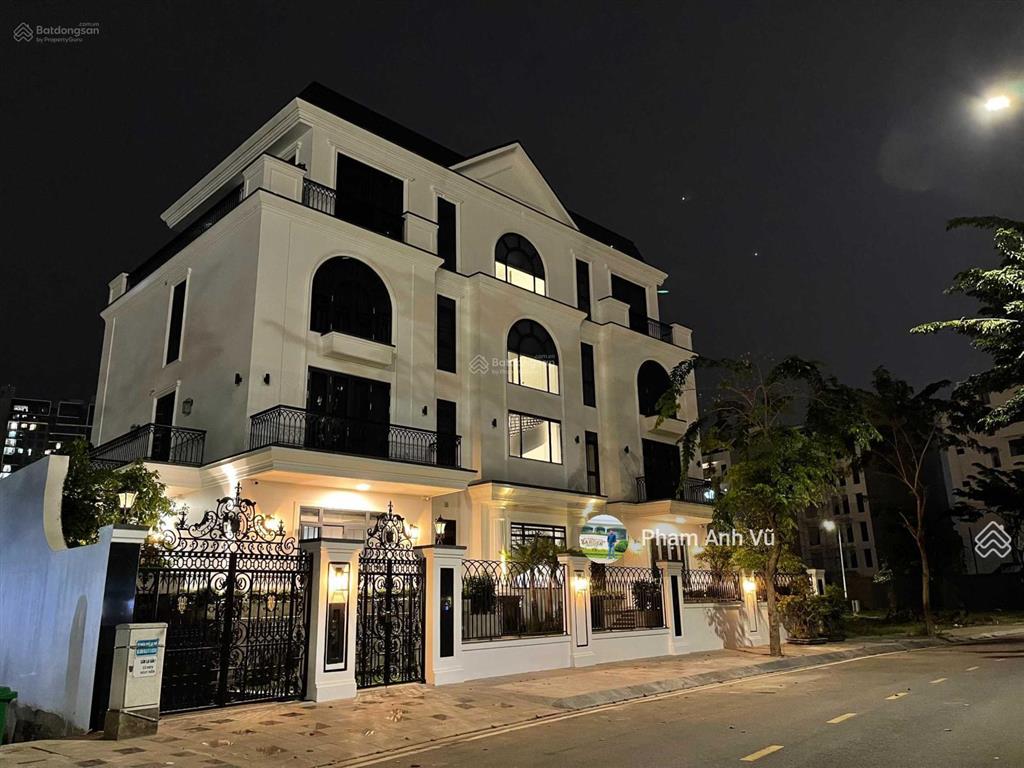 Bán lô biệt thự 407.5m2 giá 360tr/m2 góc 2mt, hướng đông nam, sài gòn mystery q2  0948 888 ***