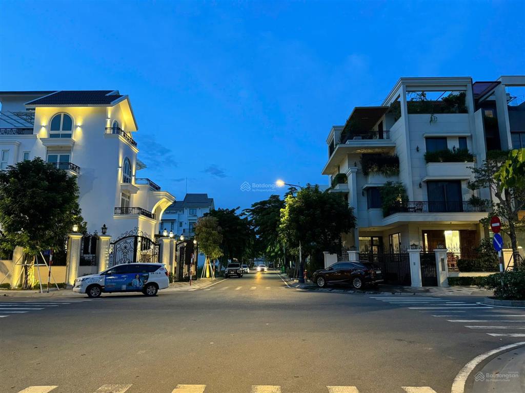 Bán nền nhà phố liền kề 9x18m giá 47 tỷ thương lượng đảo kim cương  sg mystery  0948 888 ***