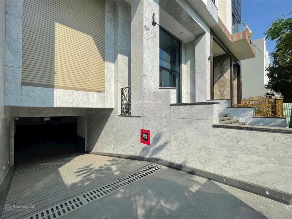 Cho văn phòng 60tr/tháng bao thuế 8x19m/view công viên thạnh mỹ lợi quận 2  0948 888 ***