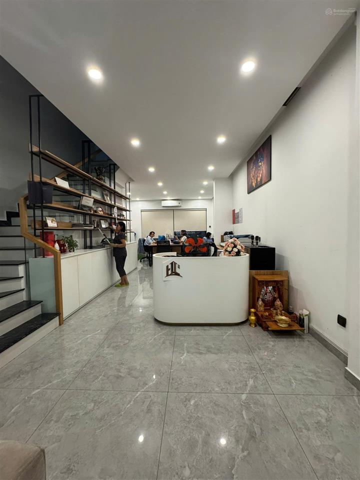 Cho thuê văn phòng q2/5x20m/dtsd 343m2 giá 45tr/tháng sg mystery  0948 888 ***