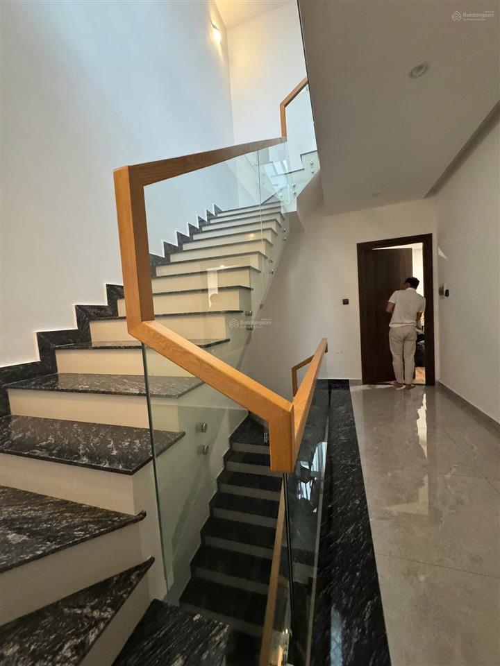 Cho thuê văn phòng q2/5x20m/dtsd 343m2 giá 45tr/tháng sg mystery  0948 888 ***