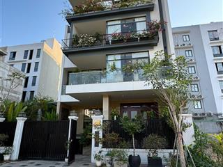 Cho thuê văn phòng 10x20m góc 2 mặt tiền giá 90tr/tháng tl (bao thuế) quận 2  0948 888 ***