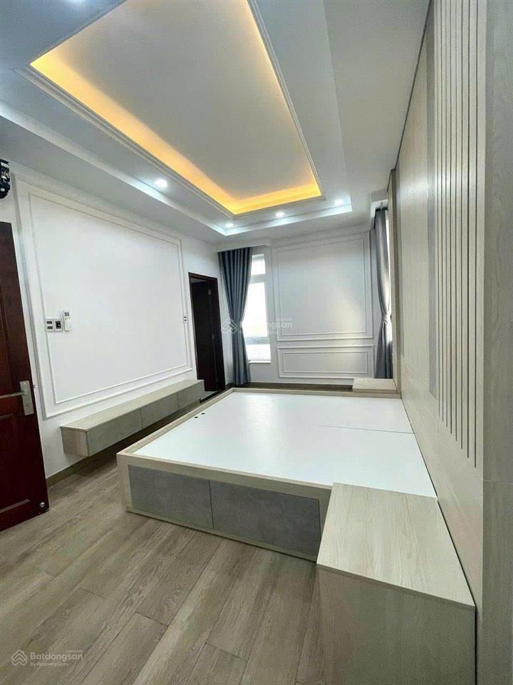 Cho thuê villa giá 90tr/tháng dt 10x18m full nội thất 5pn, khu compound an ninh  0948 888 ***