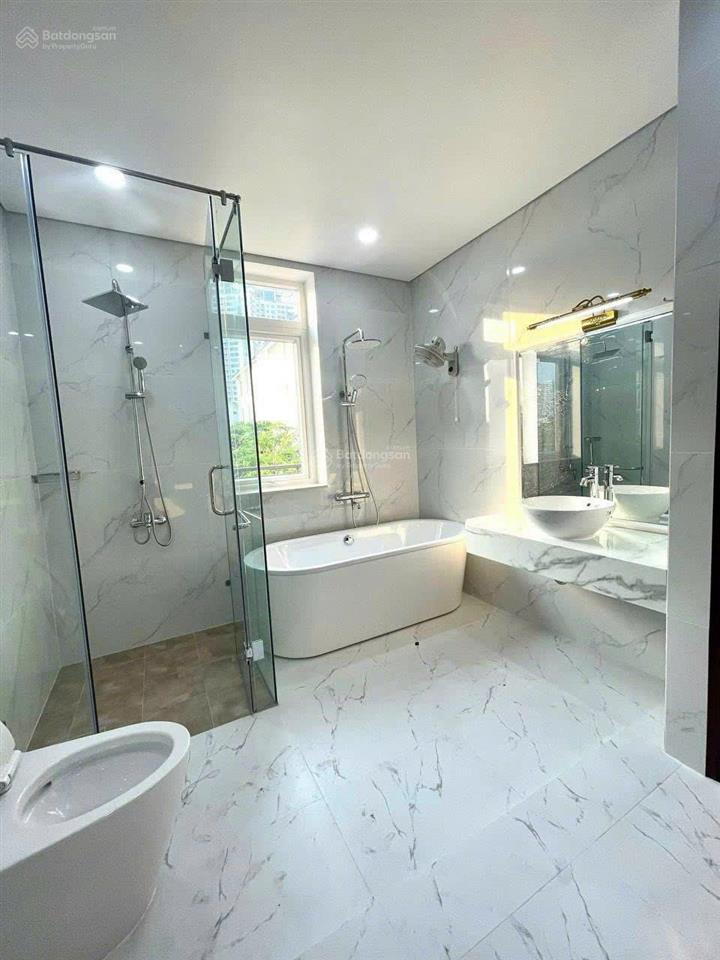 Cho thuê villa giá 90tr/tháng dt 10x18m full nội thất 5pn, khu compound an ninh  0948 888 ***