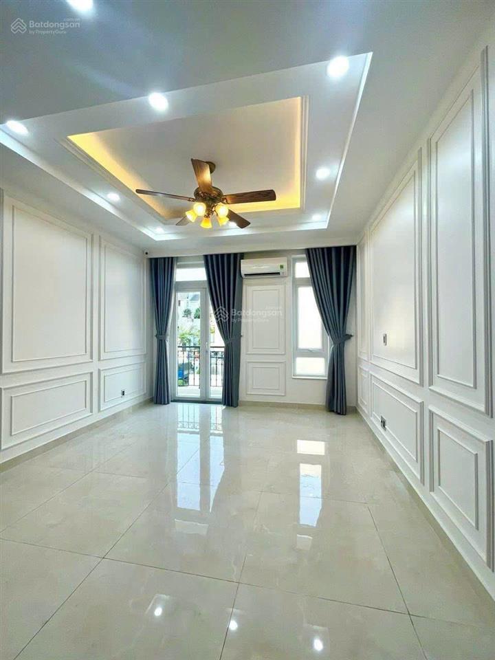 Cho thuê villa giá 90tr/tháng dt 10x18m full nội thất 5pn, khu compound an ninh  0948 888 ***