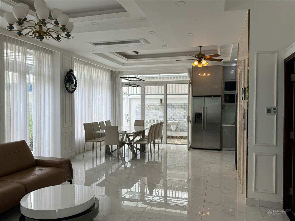 Cho thuê villa giá 90tr/tháng dt 10x18m full nội thất 5pn, khu compound an ninh  0948 888 ***