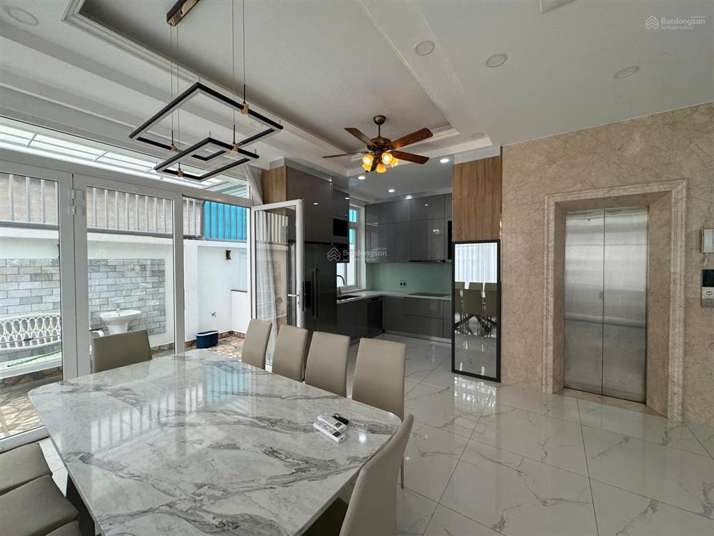 Cho thuê np giá 90tr/tháng tl/ dt 7x20m full nội thất khu compound an ninh 24/24  0948 888 ***