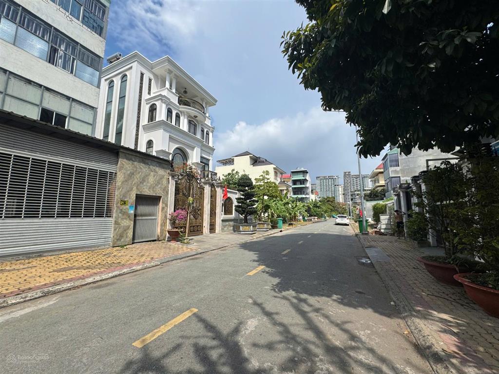 Bán nền biệt thự gần sông 10x25m giá 195tr/m2 (48,75 tỷ tl) thạnh mỹ lợi q2  0948 888 *** vũ