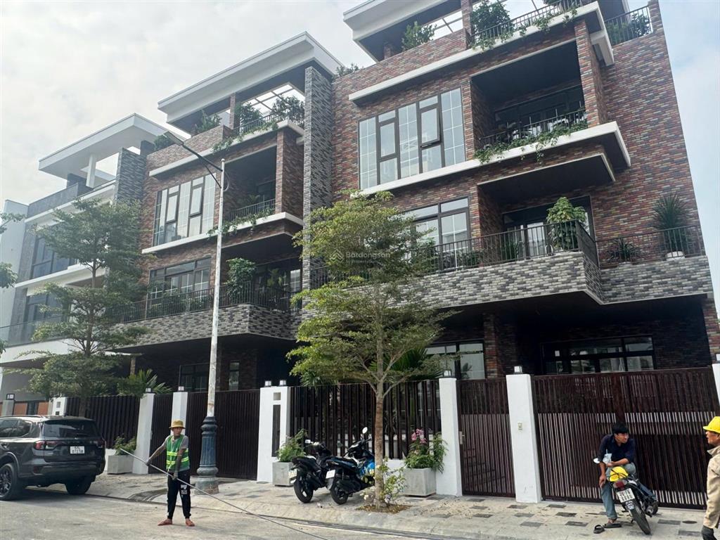 Bán căn biệt thự 510m2, dtsd 940m2 giá 200 tỷ tl sài gòn mystery q2,  0948 888 ***