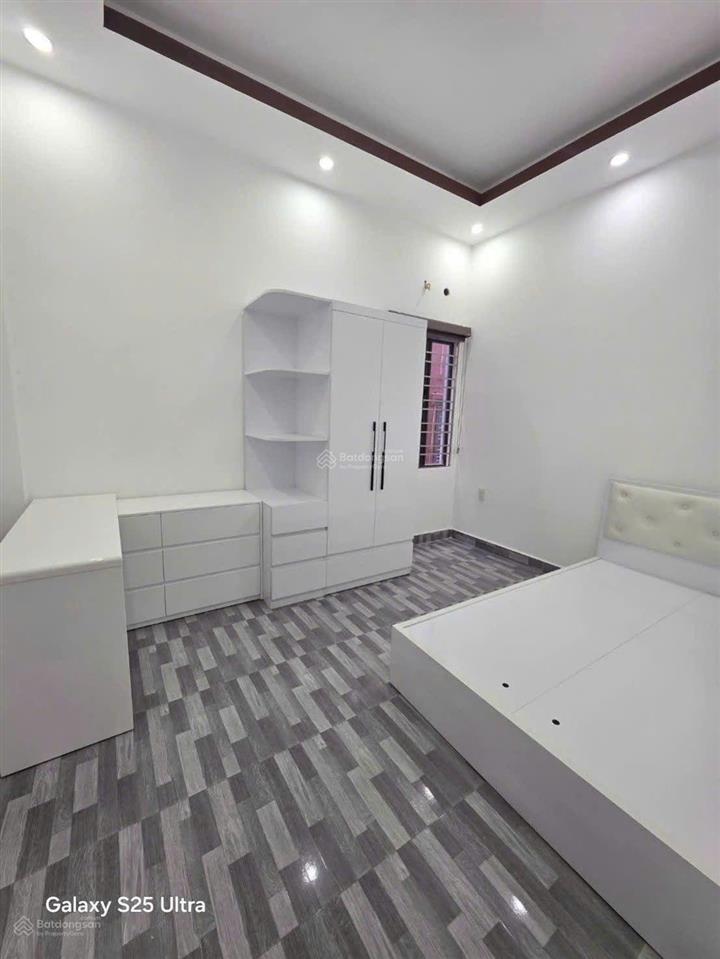 Bán nhà 3 tầng chợ đồng tải. ô tô đỗ cửa