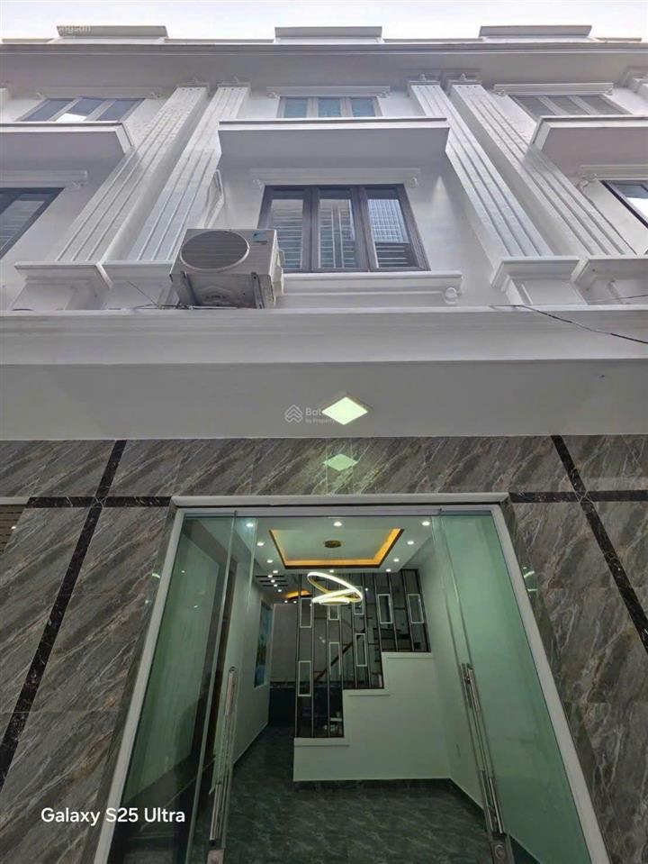 Bán nhà 3 tầng chợ đồng tải. ô tô đỗ cửa