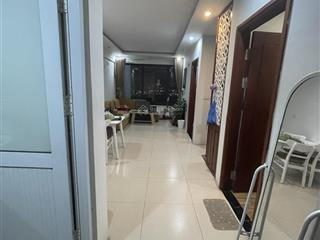 Chính chủ chị gái em cần bán căn 02pn full green stars 234 phạm văn đồng
