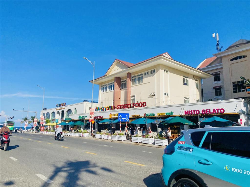 Hai mặt tiền nguyễn văn thoại ngang 10 m gần biển