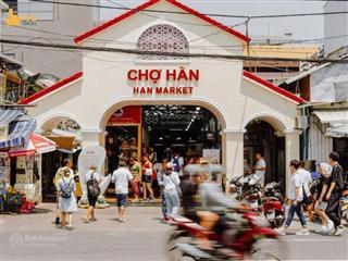 Cho thuê mặt bằng lô góc 2 mặt tiền trung tâm chợ hàn