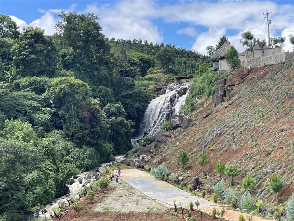 Bán đất có 1400m2 thổ cư tại xã tân nghĩa (cũ), tỉnh lâm đồng, dt 4090m2, 115m mặt tiền.