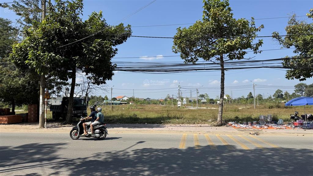 Giá tốt  mặt tiền phạm văn diêu tân hạnh biên hoà vị trí sầm uất kế bên công an uỷ ban phường