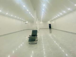 Cho thuê mặt bằng 500m2 ngang 14 mét mặt tiền chính trung tâm biên hòa