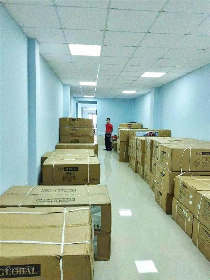 Cho thuê toà nhà nguyên căn 5 tầng có thang máy, mặt tiền đường phạm văn thuận  tam hiệp