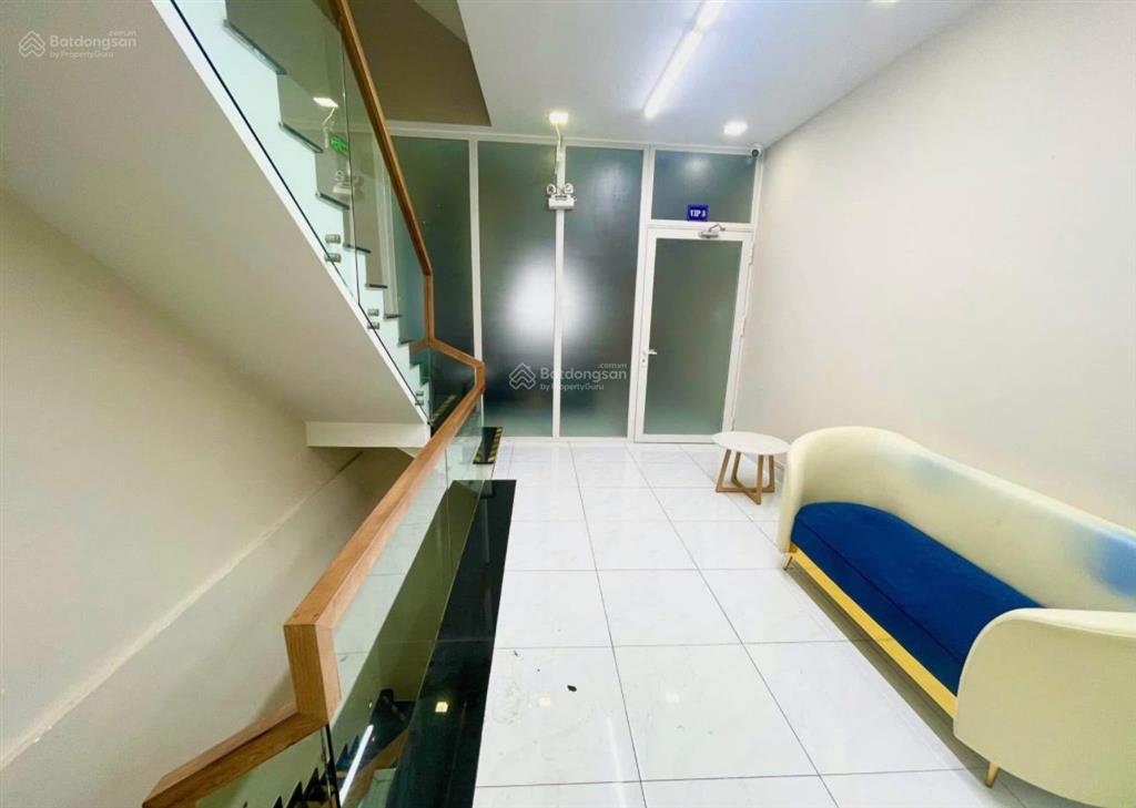 Cho thuê toà nhà cực đẹp 1 trệt 3 lầu mặt tiền đầu đường phan trung phường tân mai  biên hoà