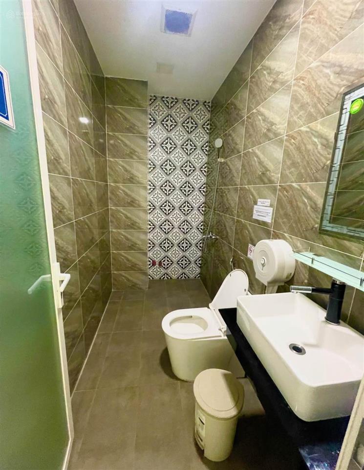 Cho thuê toà nhà cực đẹp 1 trệt 3 lầu mặt tiền đầu đường phan trung phường tân mai  biên hoà