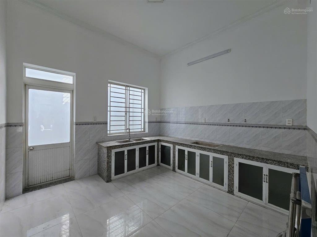 Cho thuê nhà 1 trệt 1 lầu, sân thượng kdc d2d võ thị sáu, biên hòa