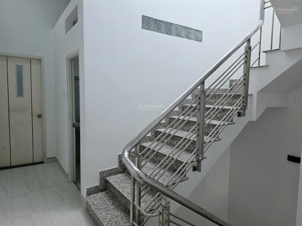 Cho thuê nhà 1 trệt 1 lầu, sân thượng kdc d2d võ thị sáu, biên hòa