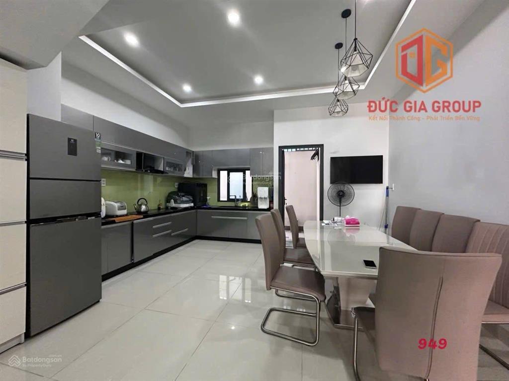 Cho thuê nhà đẹp full nội thất mặt tiền đường n1 khu d2d võ thị sáu, phường thống nhất