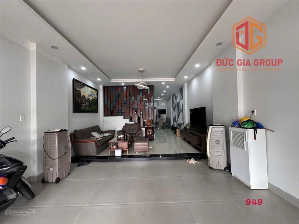 Cho thuê nhà đẹp full nội thất mặt tiền đường n1 khu d2d võ thị sáu, phường thống nhất