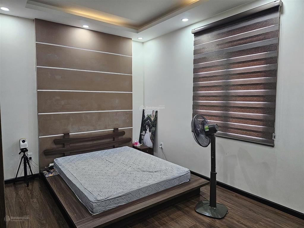 Cho thuê nhà đẹp mặt tiền khu dân cư d2d ở kinh doanh