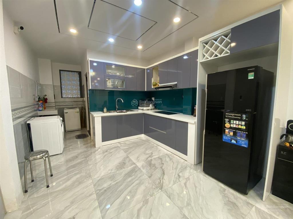 Cho thuê nhà đẹp nguyên căn 1t2l mặt tiền đường phạm văn thuận