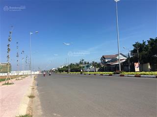 Nhà vip 2 tầng chuẩn 3 sao. bao đẹp và rẻ nhất khu quảng trường mỹ tho